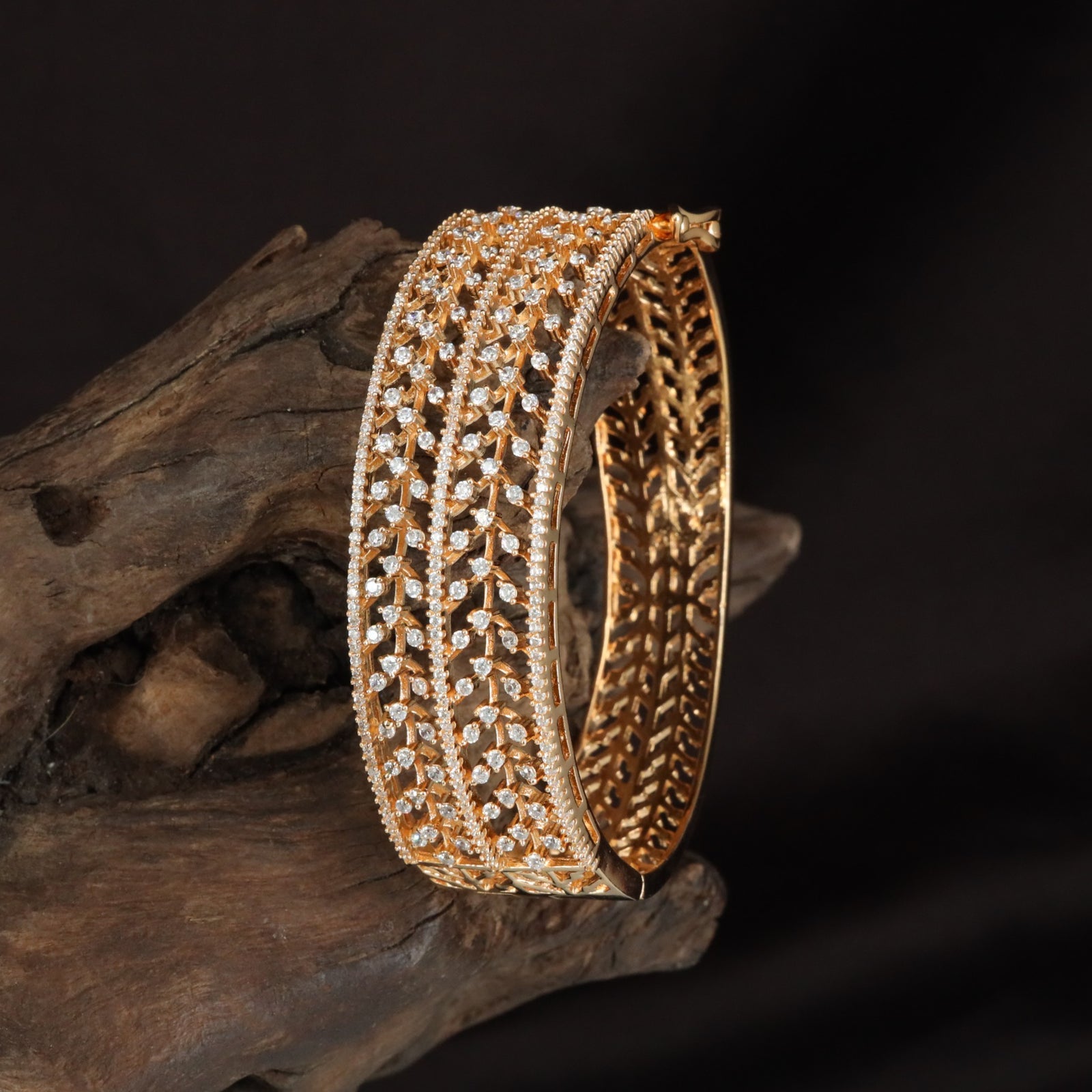 Knighthood Lattice Kada with Refined Crystal Layout