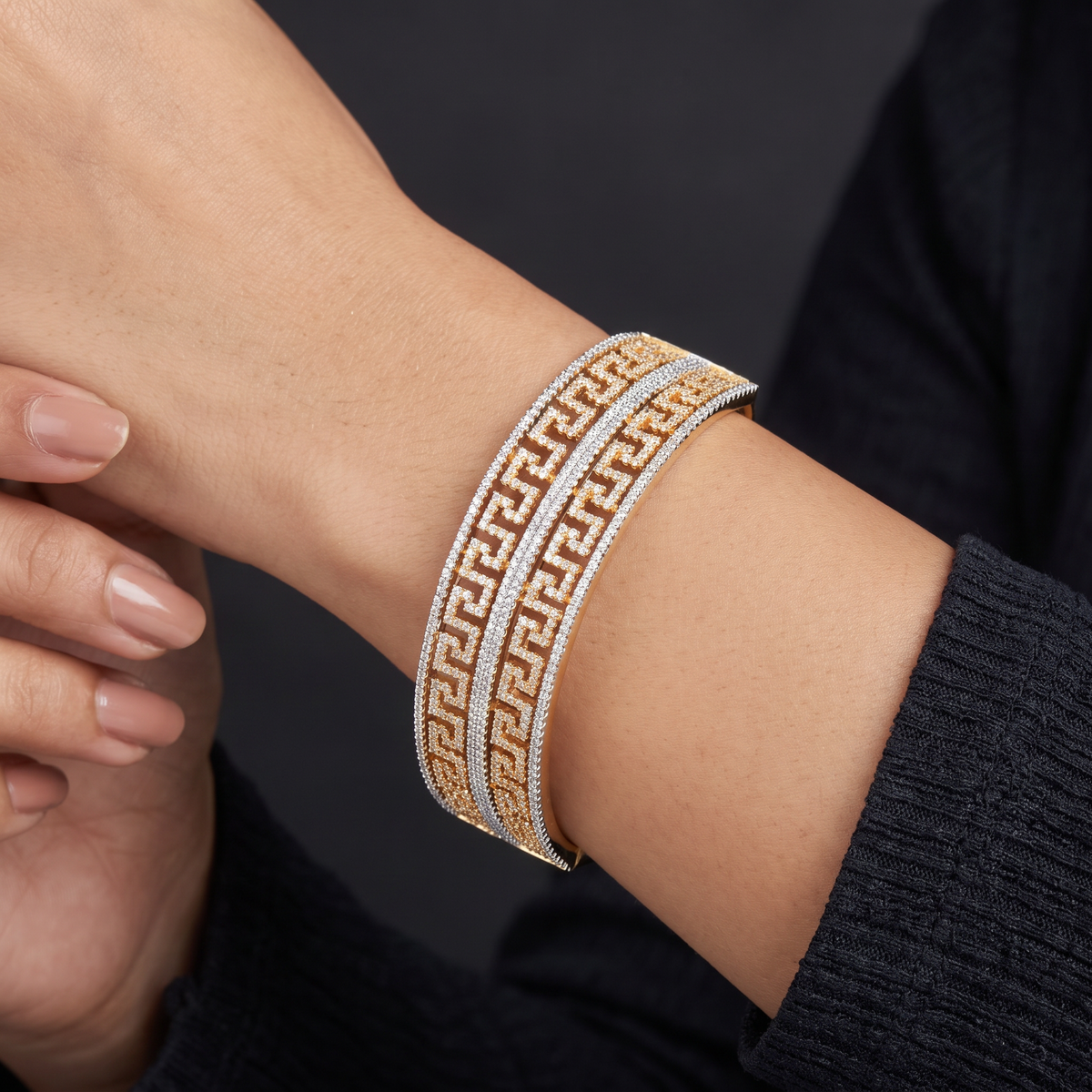 Insettrack Pattern Kada with Parallel Border Ridge Styling