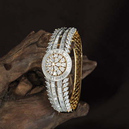 Facetrail Ribbed Kada with Circular Carved Center Design