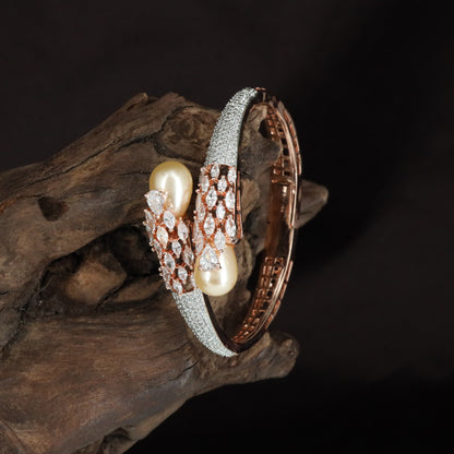 Twin Pearl Flower Kada with Curved Border Alignment