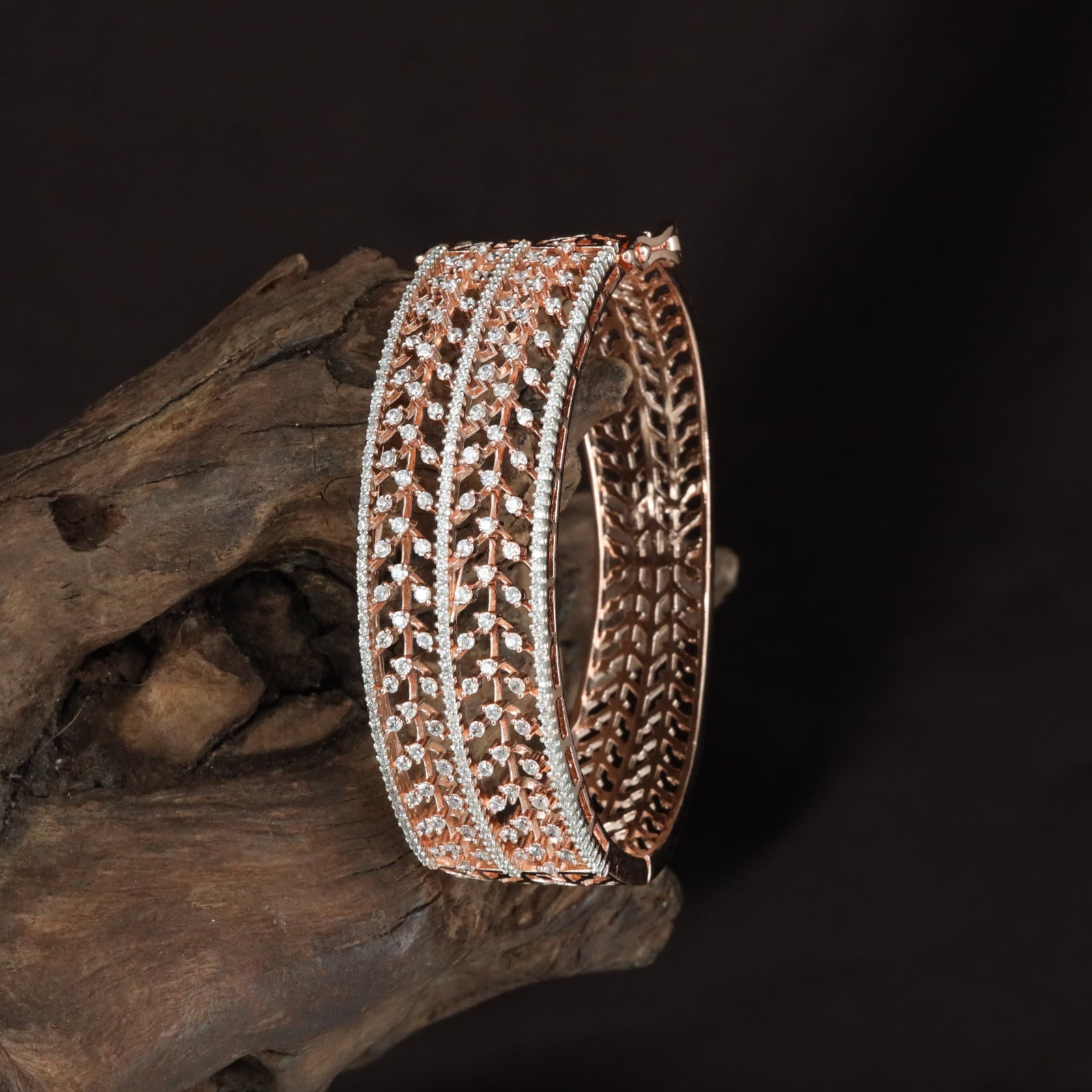Floral Mesh Triple Kada with Structured Parallel Styling