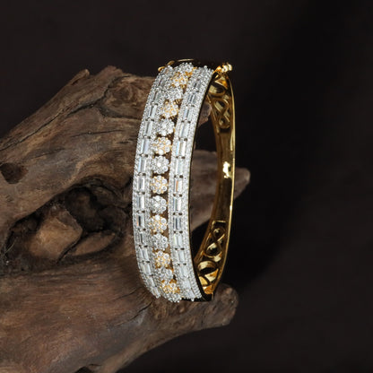 Elegant Ridge Kada with Parallel Oval Surface Detailing