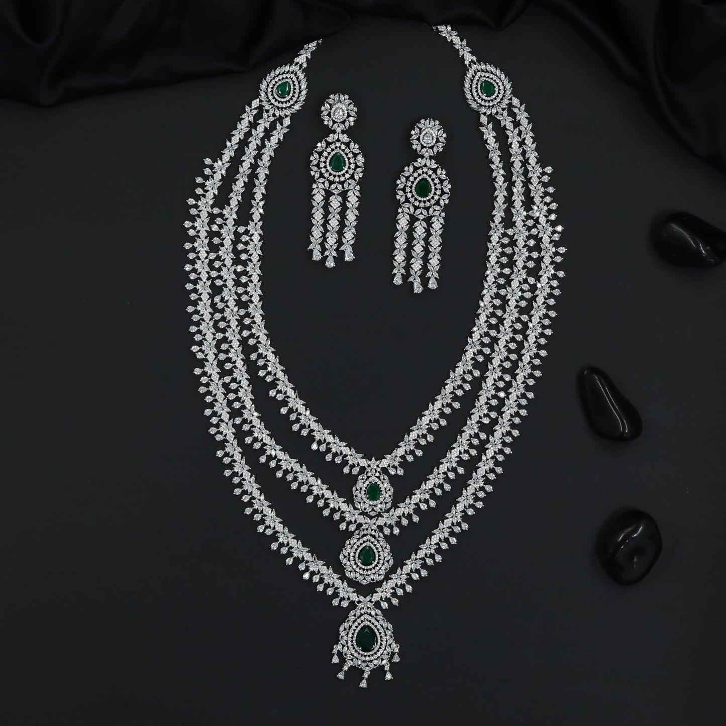 Luxury Rhodium Long Haara Set with Floral Chain Craftsmanship