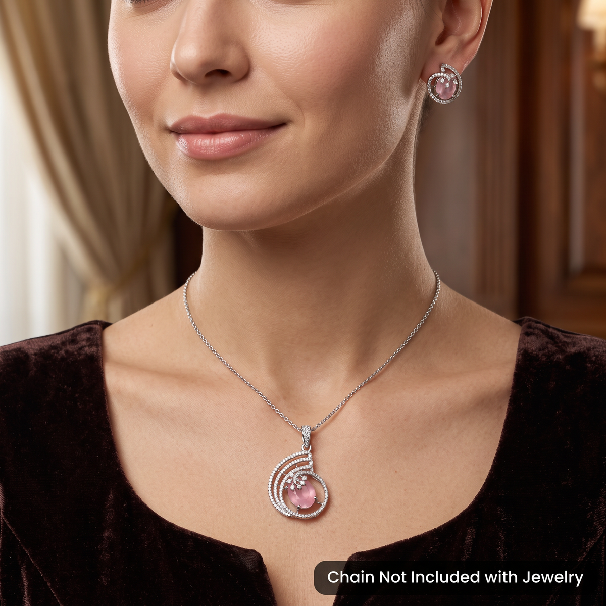 Timeless swirl pendant set with floral-inspired craftsmanship