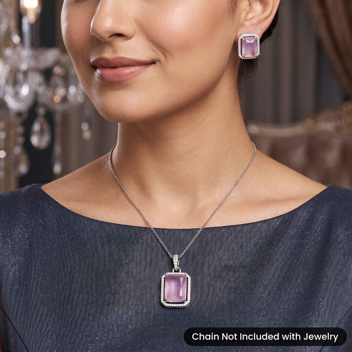 Rectangular pendant set with framed centerpiece design