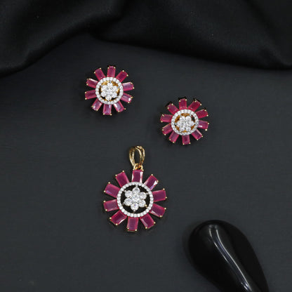 Round floral pendant set with structured sunray detailing