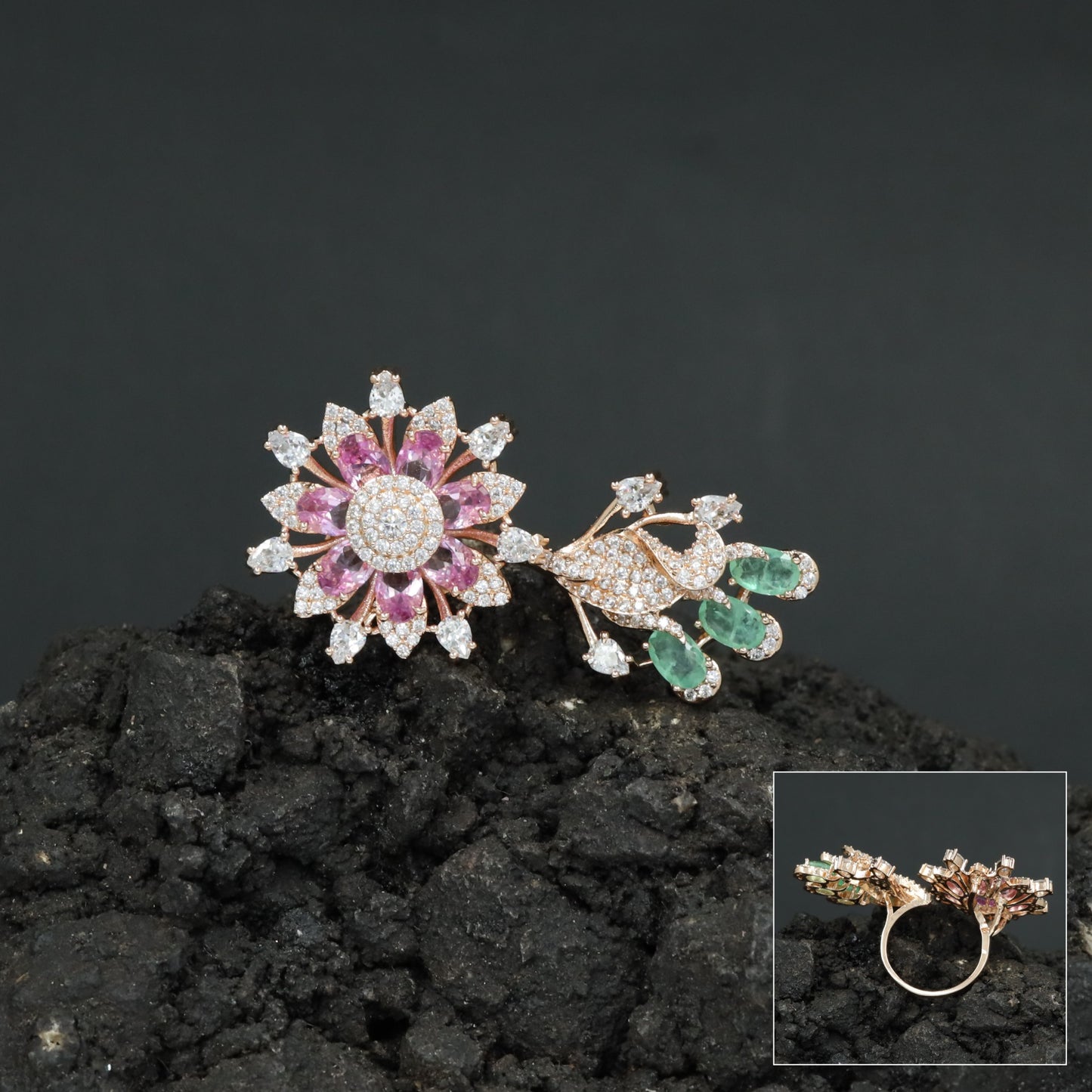 Floral Bouquet Finger Ring with Bloom and Leaf Design