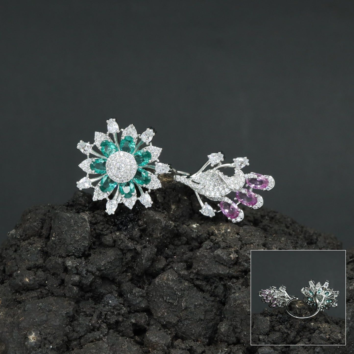 Floral Bouquet Finger Ring with Bloom and Leaf Design