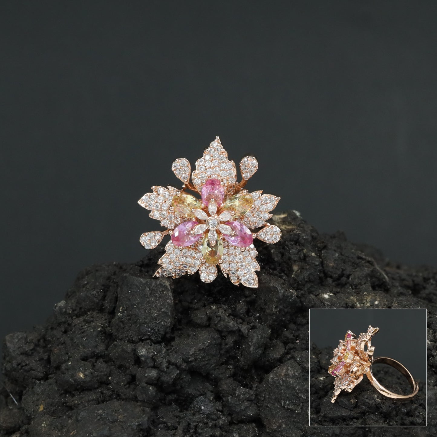 Floral Burst Finger Ring with Nature Inspired Design