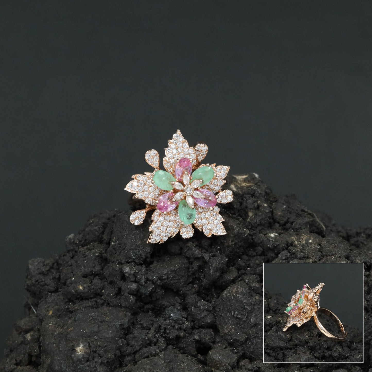Floral Burst Finger Ring with Nature Inspired Design