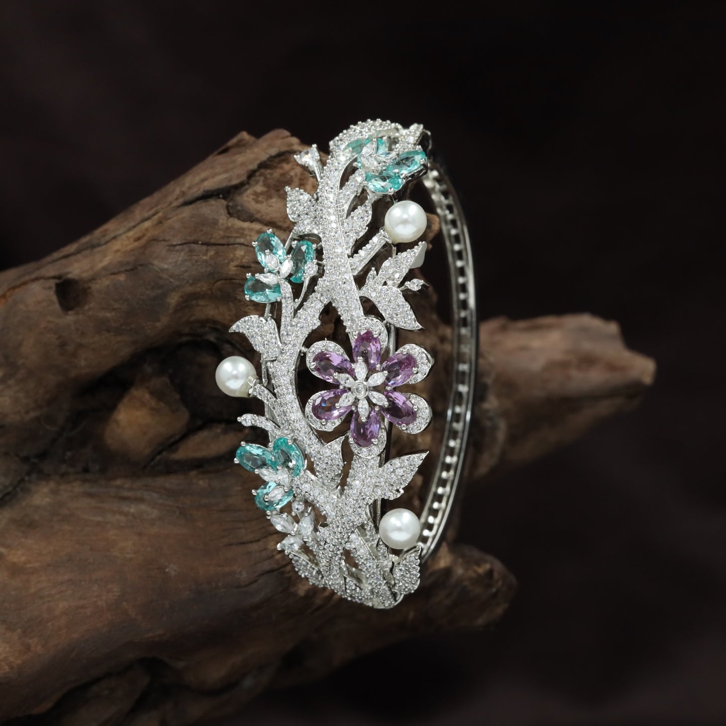Decorative Floral Kada with Leaf and Blossom Detailing
