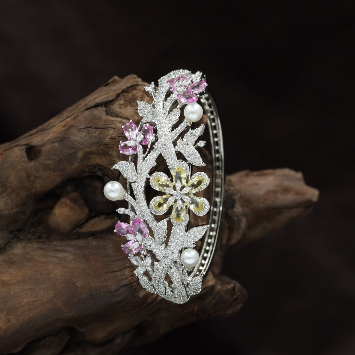 Decorative Floral Kada with Leaf and Blossom Detailing