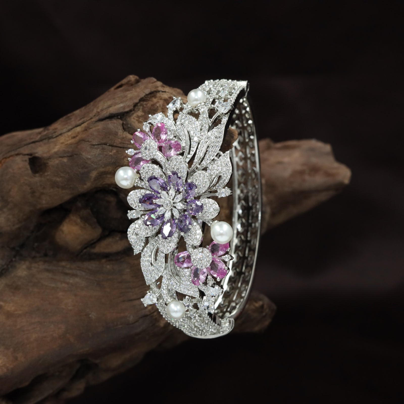 Artistic Floral Kada with Layered Bloom Arrangement