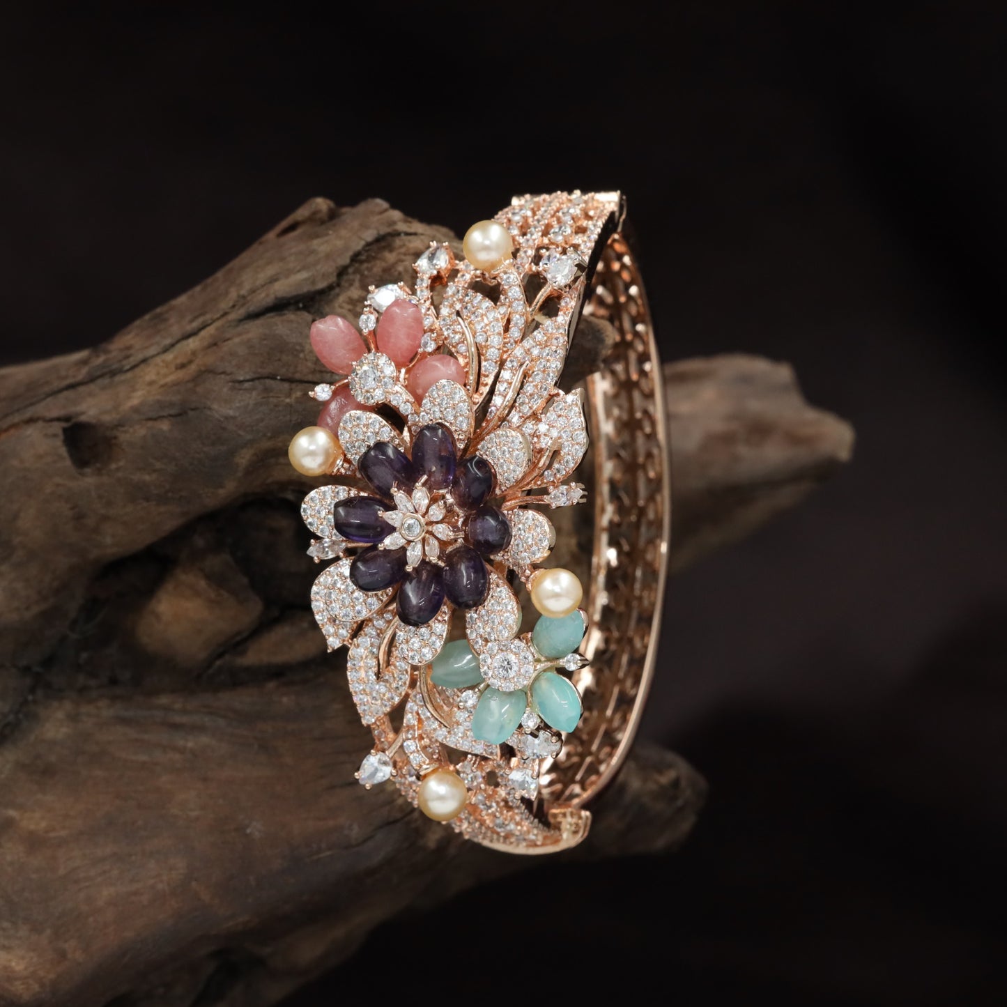 Floral Medallion Rose Gold Kada with Decorative Leaves