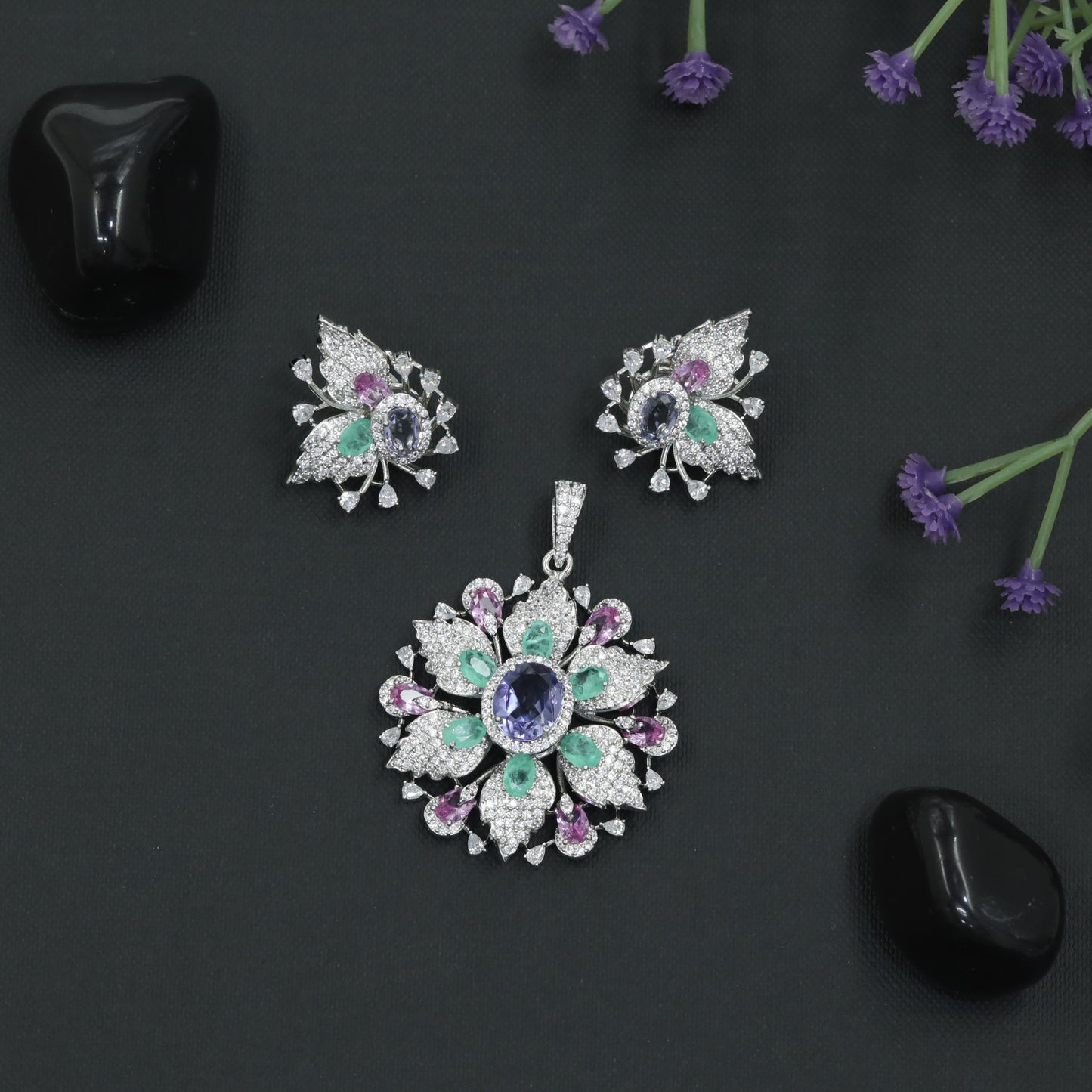 Pendant Set with Leaf Petal Floral Composition