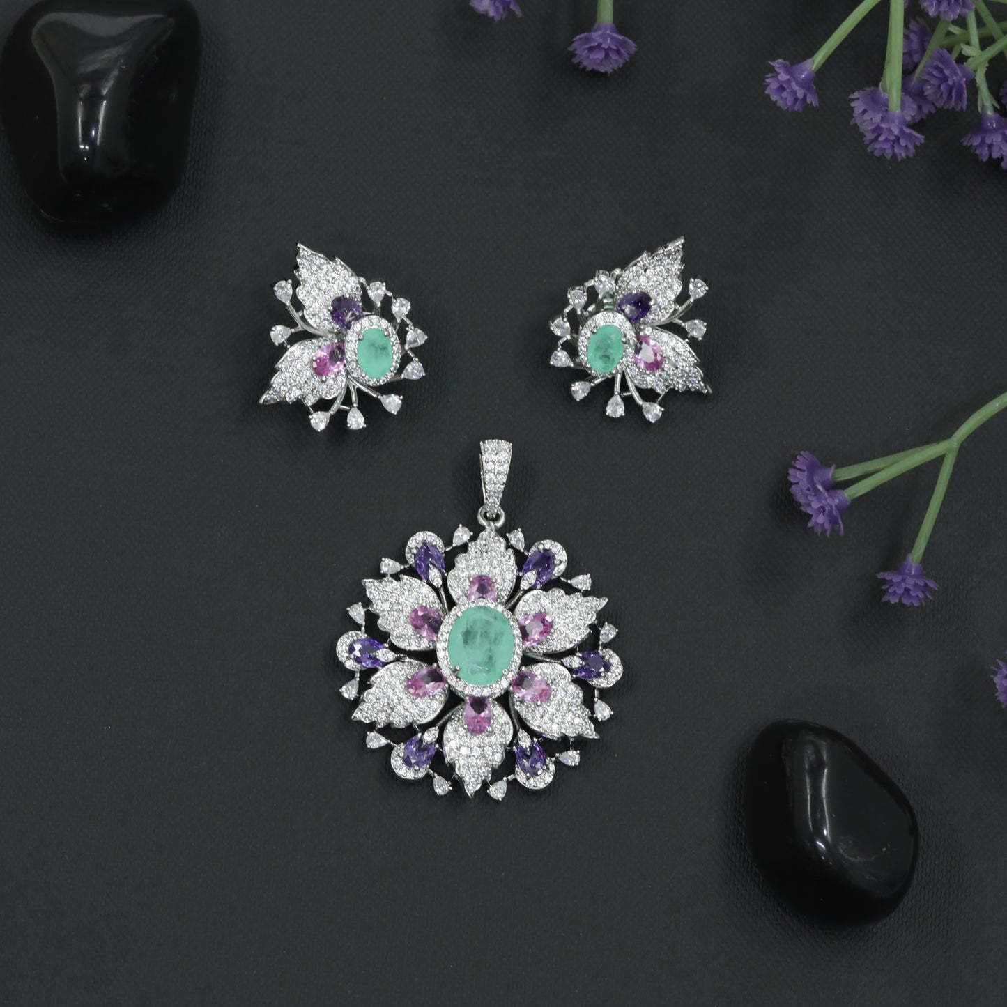 Pendant Set with Leaf Petal Floral Composition