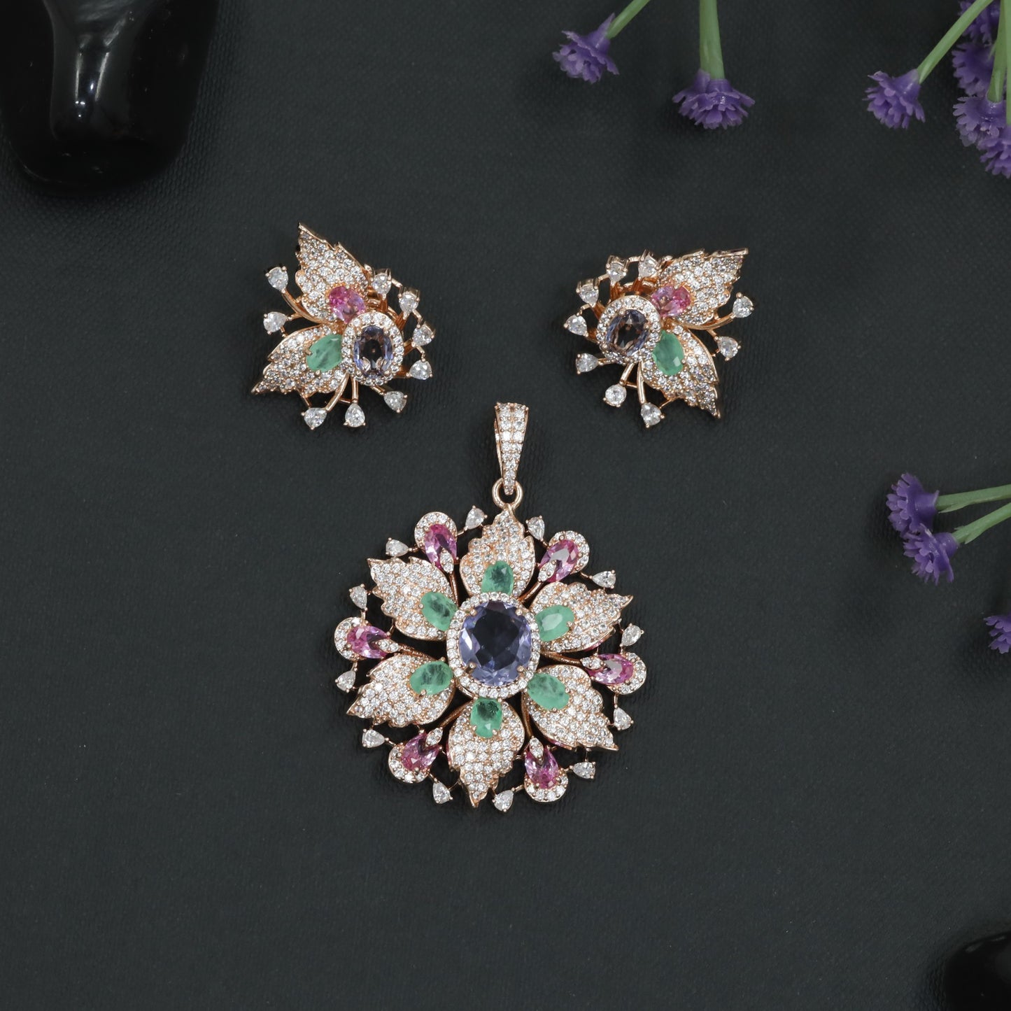 Pendant Set with Leaf Petal Floral Composition
