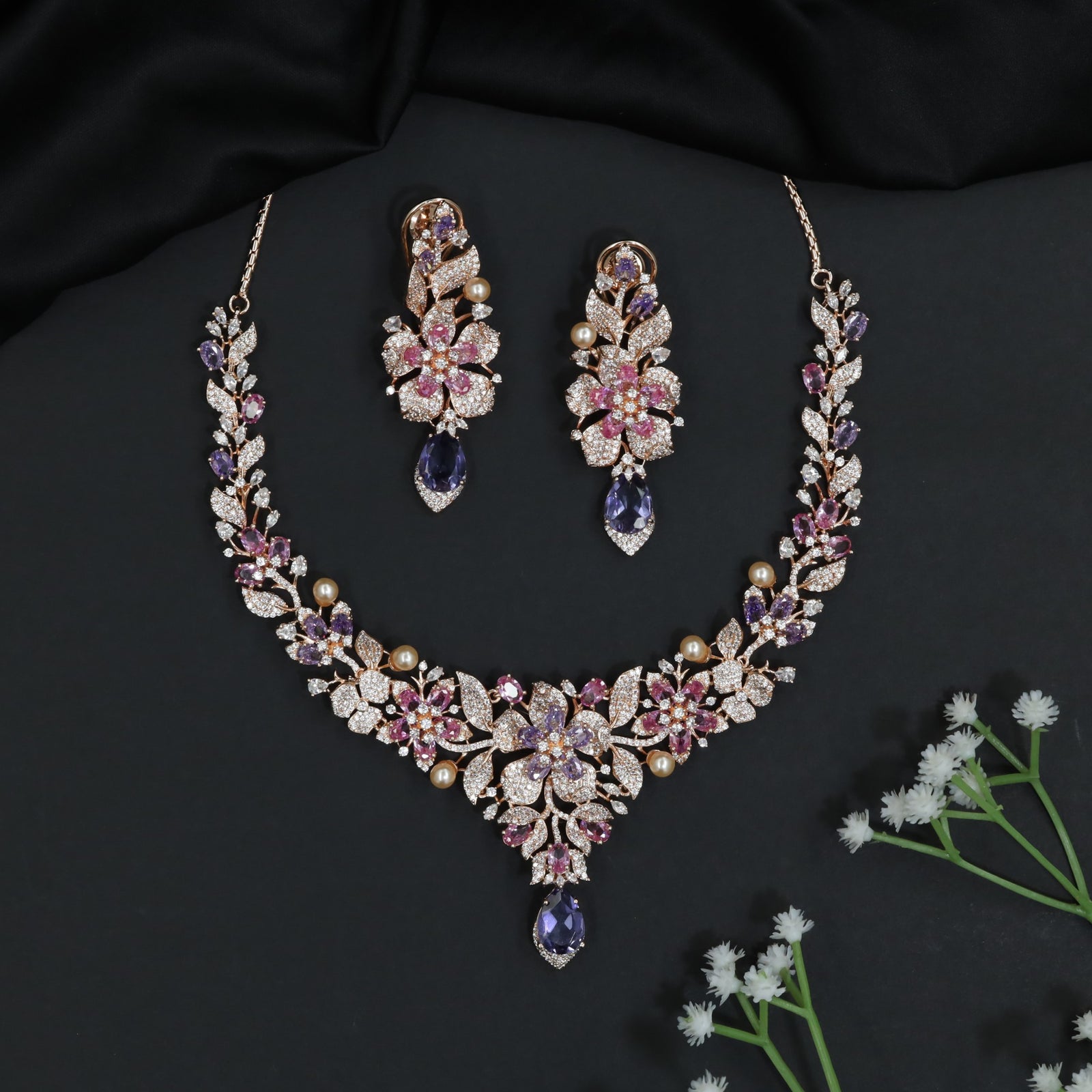 Blossom Motif Rose Gold Necklace Set with Leaf Framework