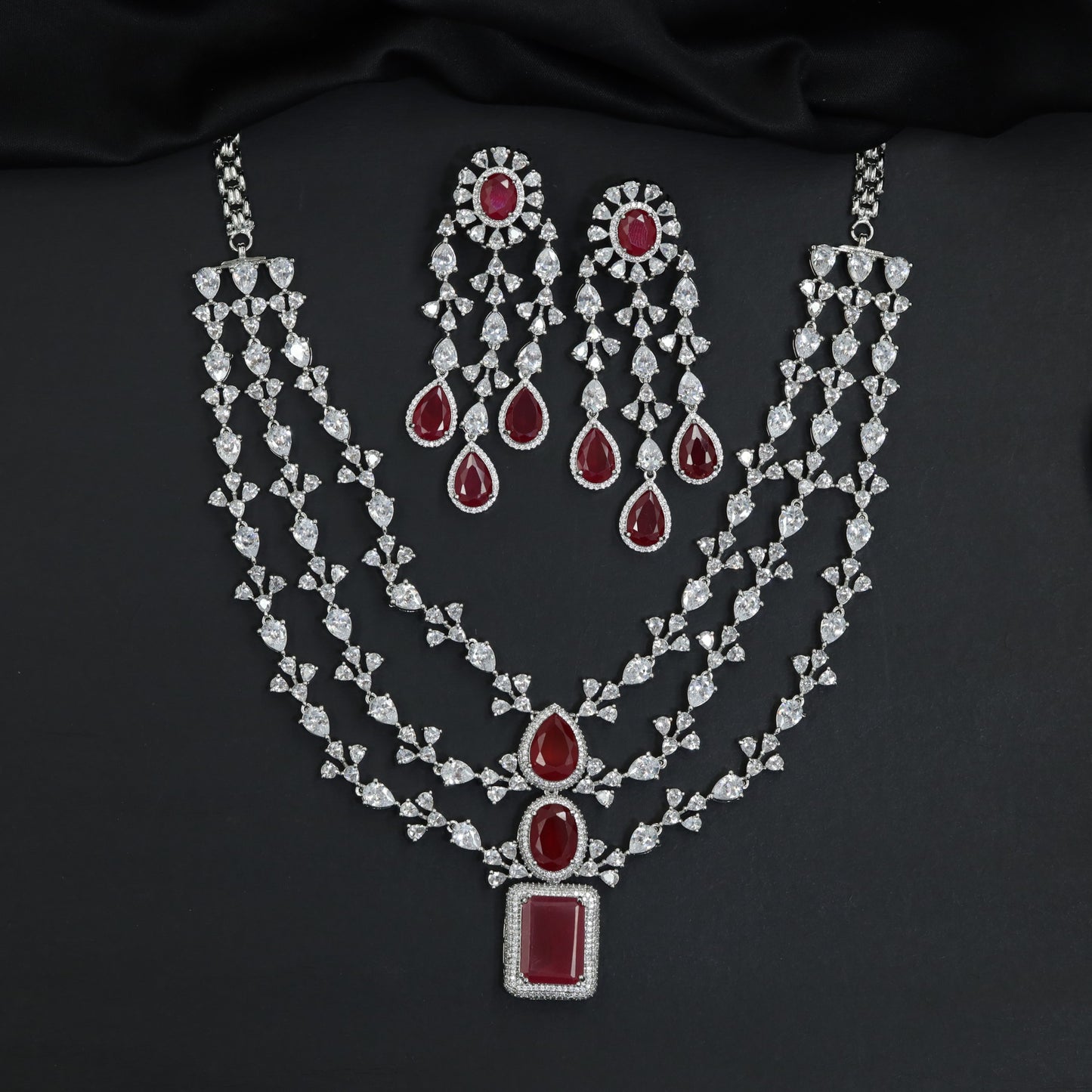 Traditional detailed multi-layer Gj necklace set with matching long hanging earrings