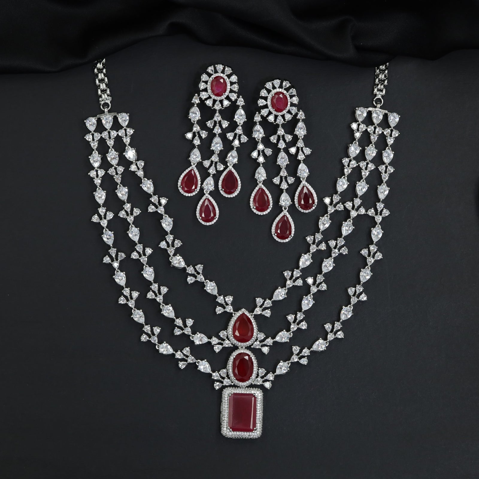 Traditional detailed multi-layer Gj necklace set with matching long hanging earrings