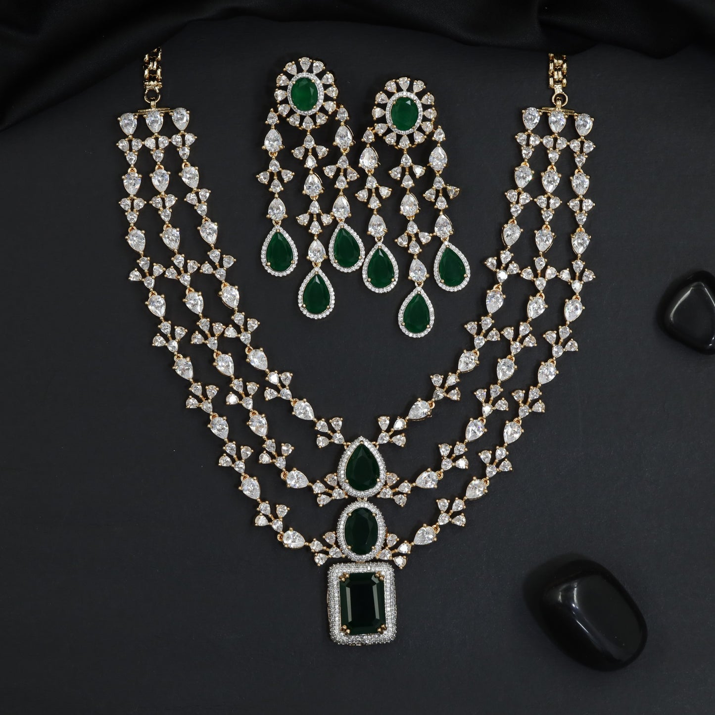 Traditional detailed multi-layer Gj necklace set with matching long hanging earrings