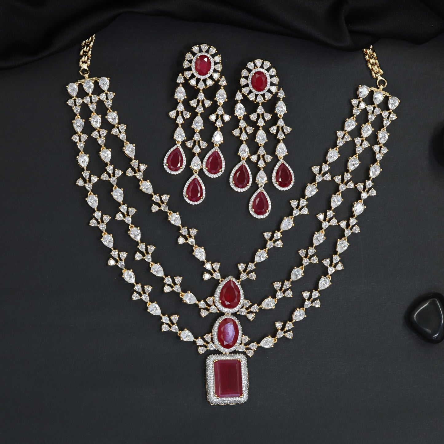 Traditional detailed multi-layer Gj necklace set with matching long hanging earrings