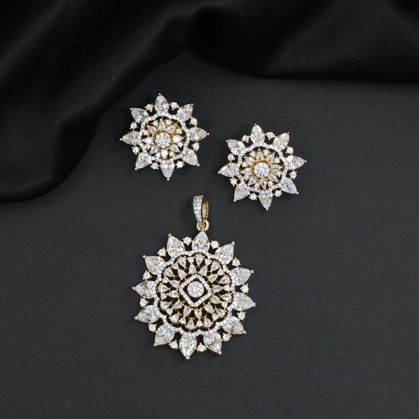 Beautiful stone studded medallion pendant set with radiating floral petals