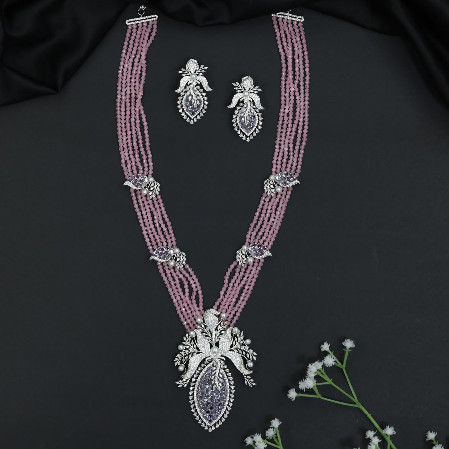 Garden Inspired Rhodium Beads Necklace Set with Ornamental Pendant