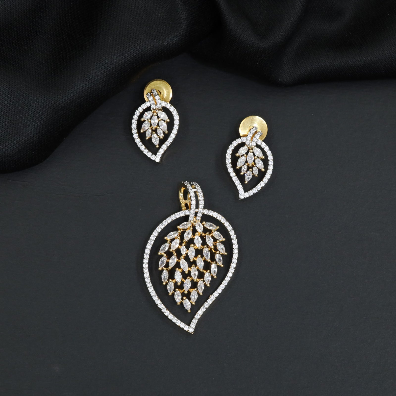 Ornate marquise stone clustered festive mango motif pendant set for traditional wear