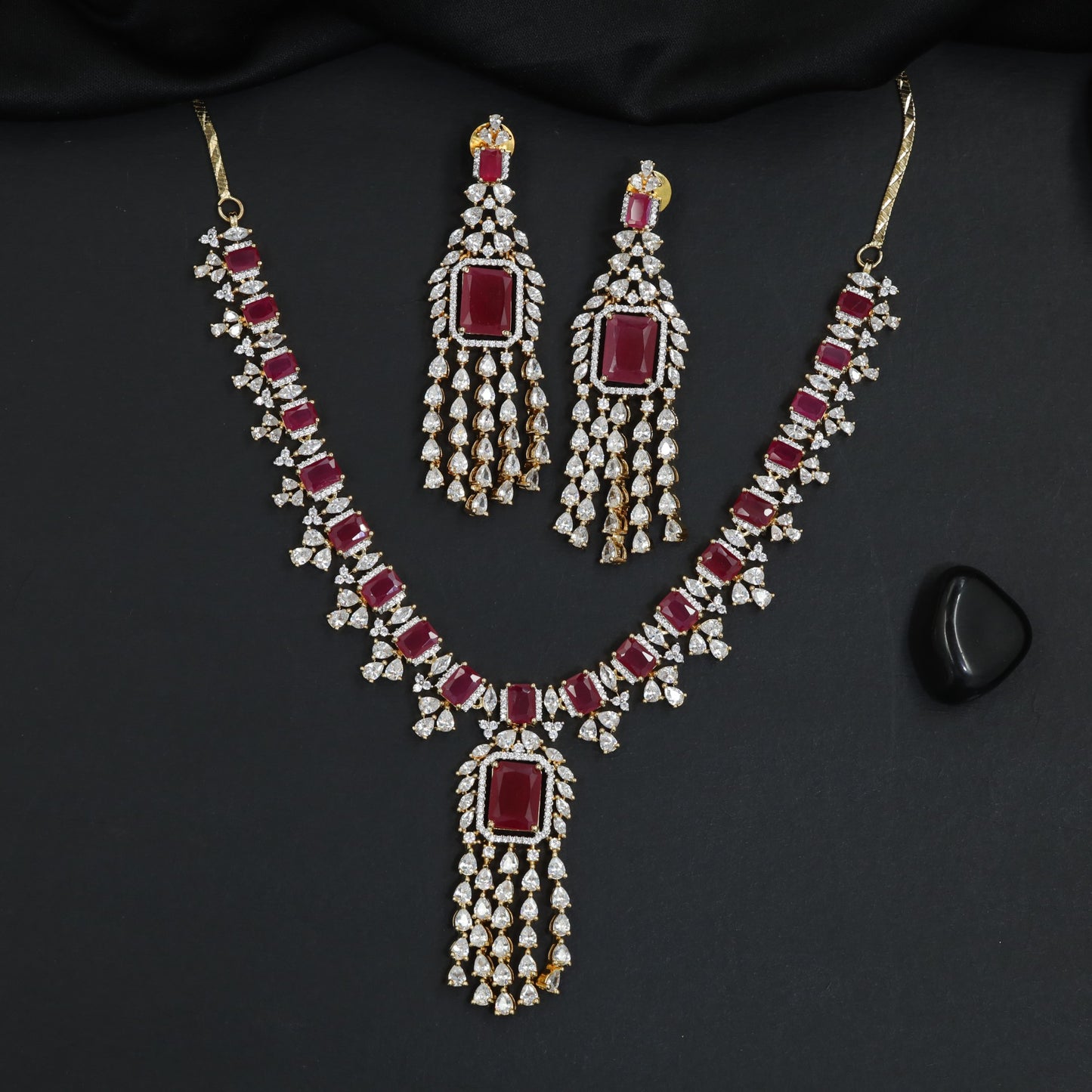Chandelier fringe necklace set with pendant tassel centerpiece