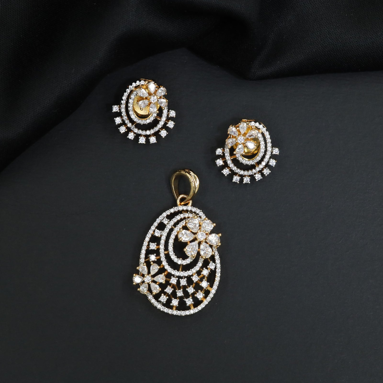 Paisley Spiral Pendant Set with Halo Border Detailing