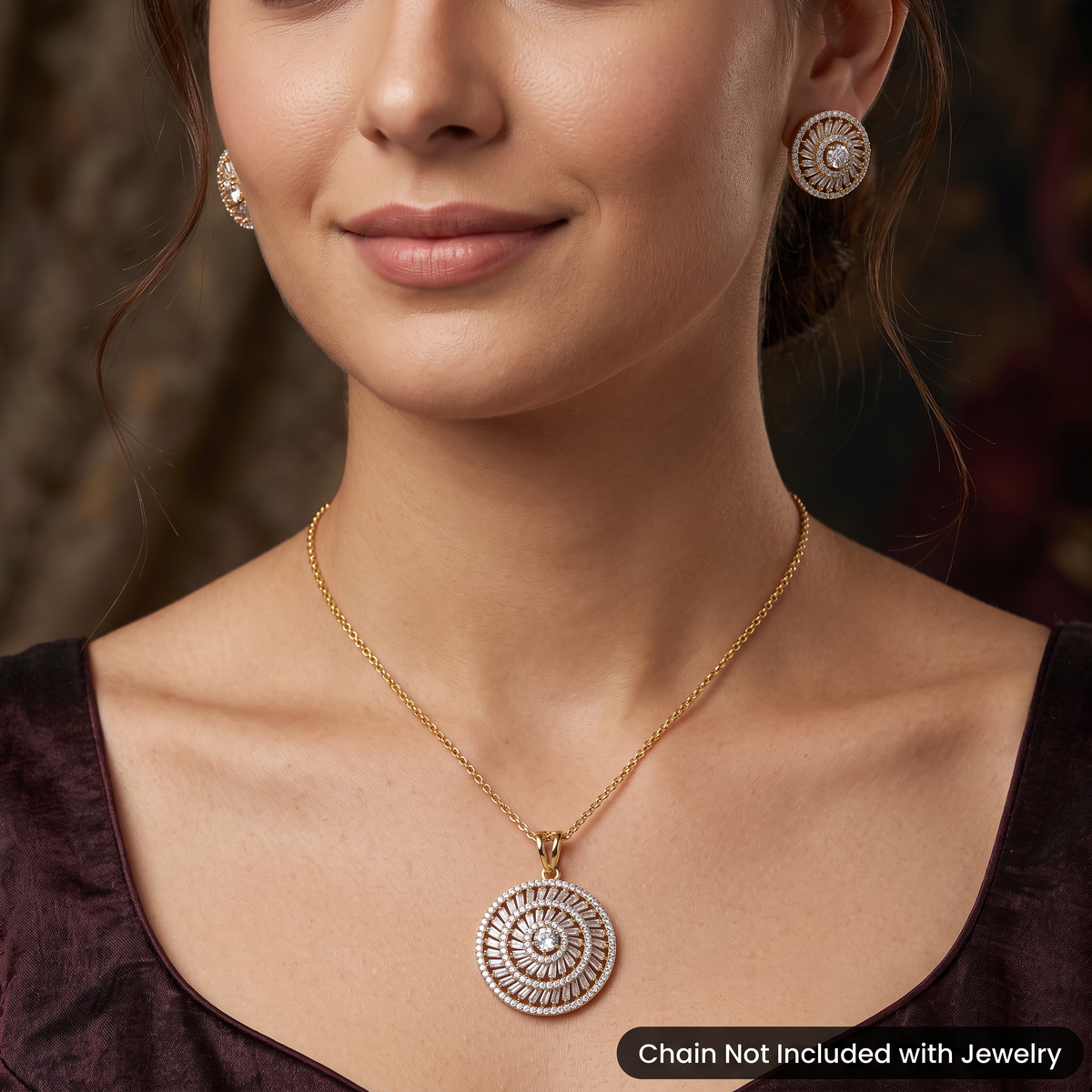 Radiating Wheel Pendant Set with Detailed Center Work