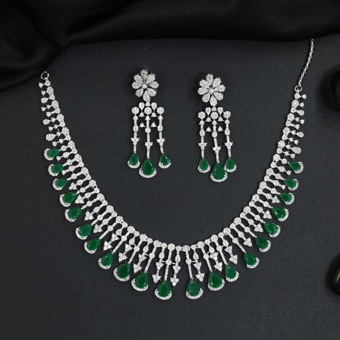Chandelier fringe rhodium necklace set with statement drop detailing
