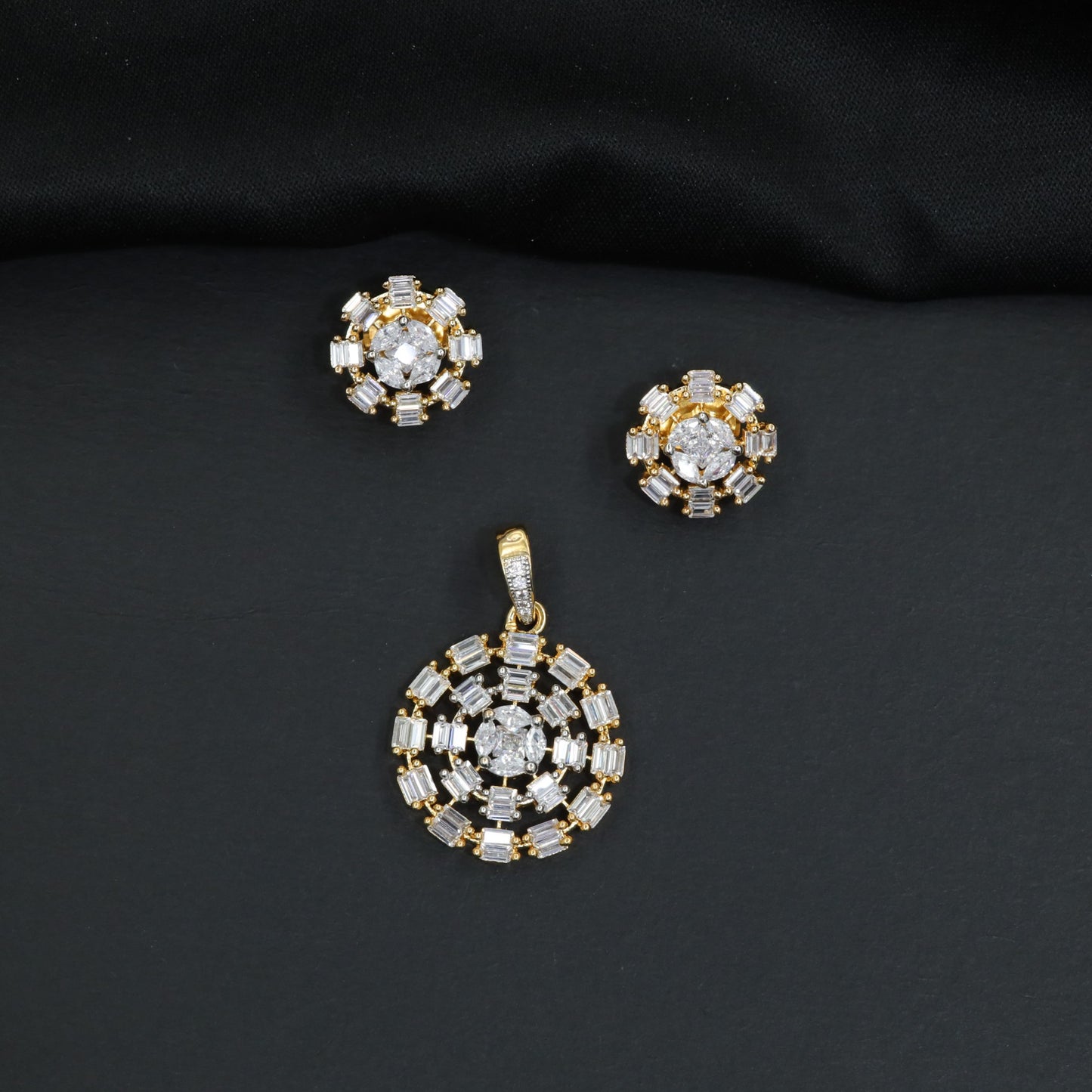 Designer Pendant Set with Rectangular Cluster Craftsmanship