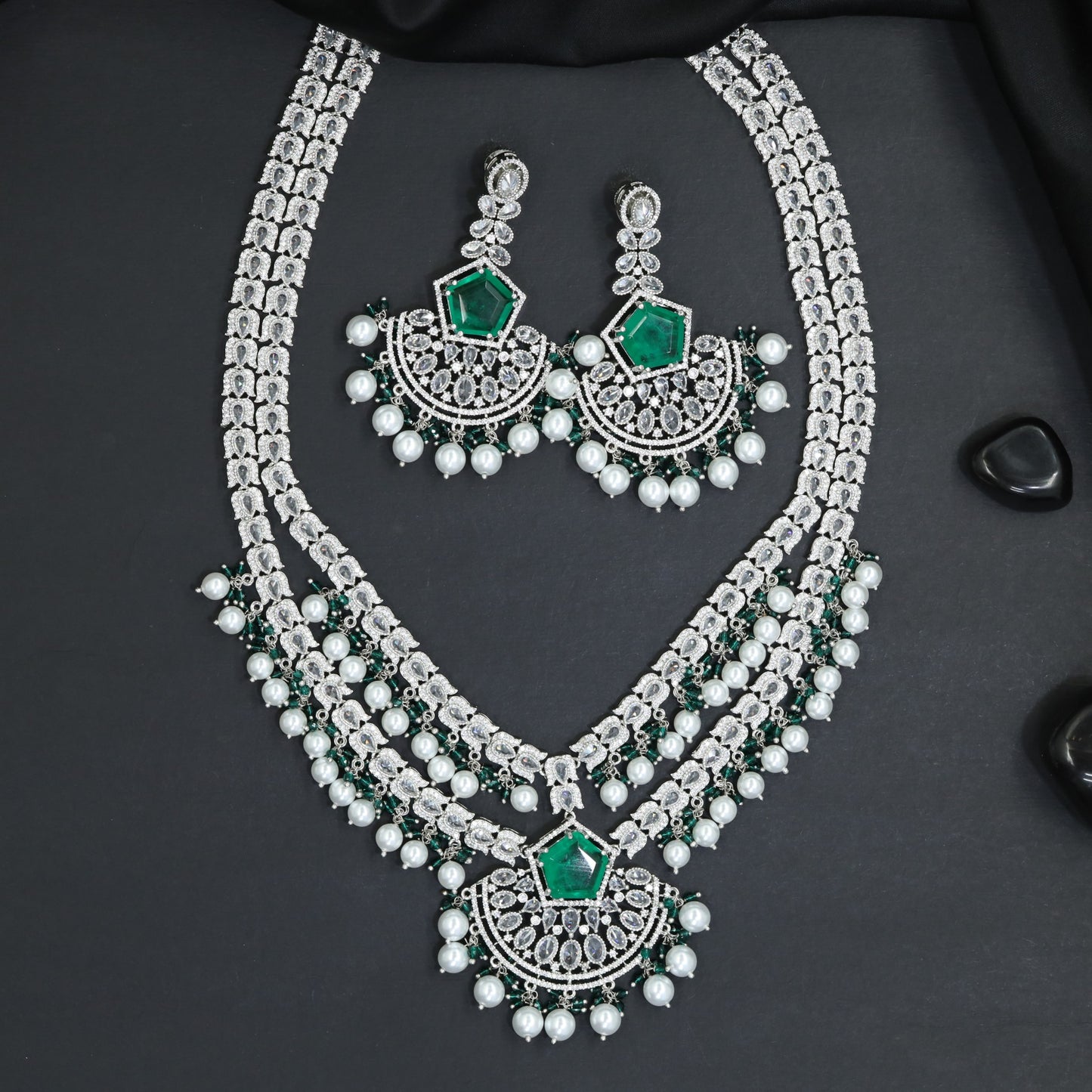 Maharani Inspired Rhodium Long Haara with Layered Necklace Profile