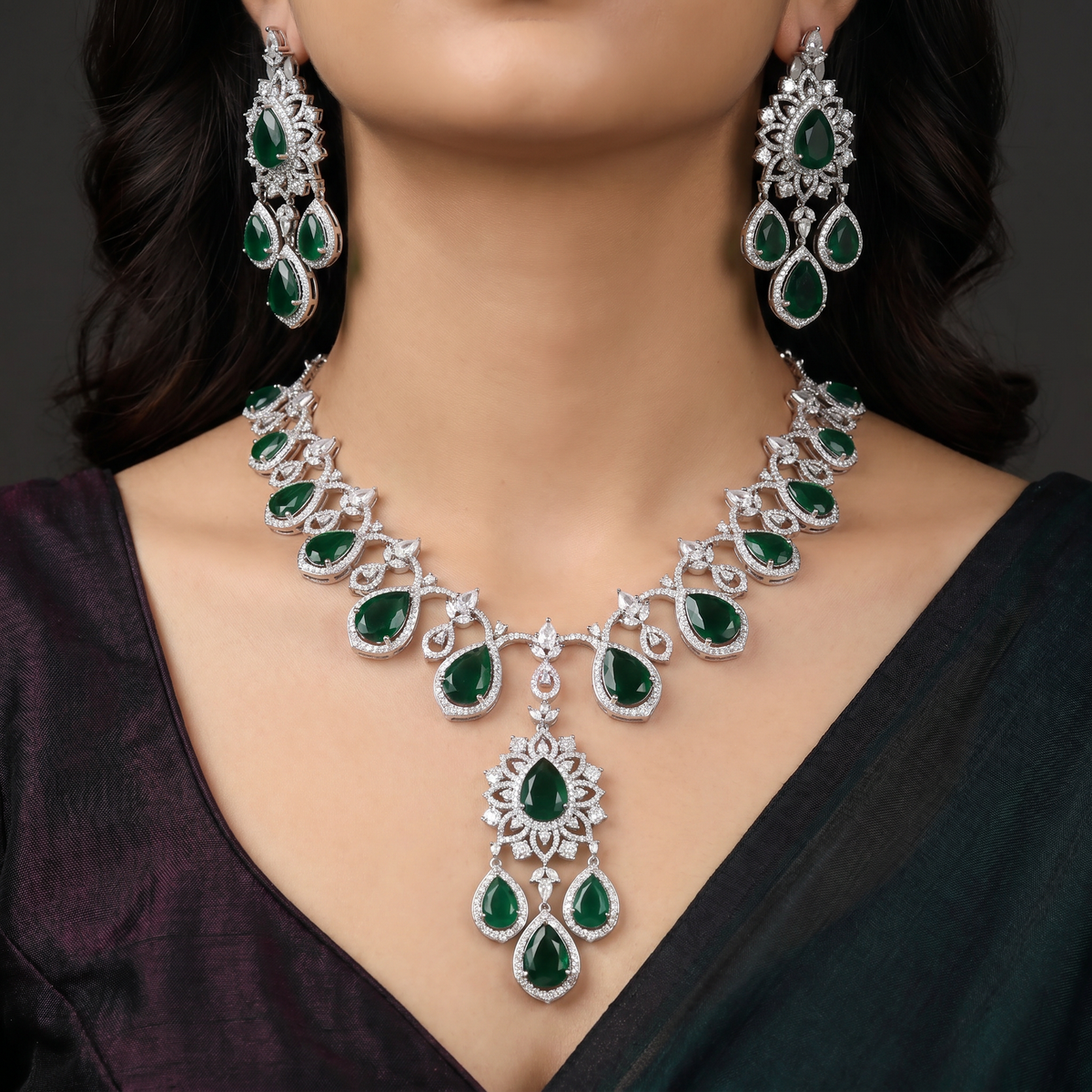 Heritage Garland Rhodium Necklace Set with Pear Halos