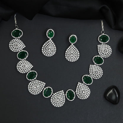Royal Medallion Rhodium Necklace Set with Scalloped Disc Pattern