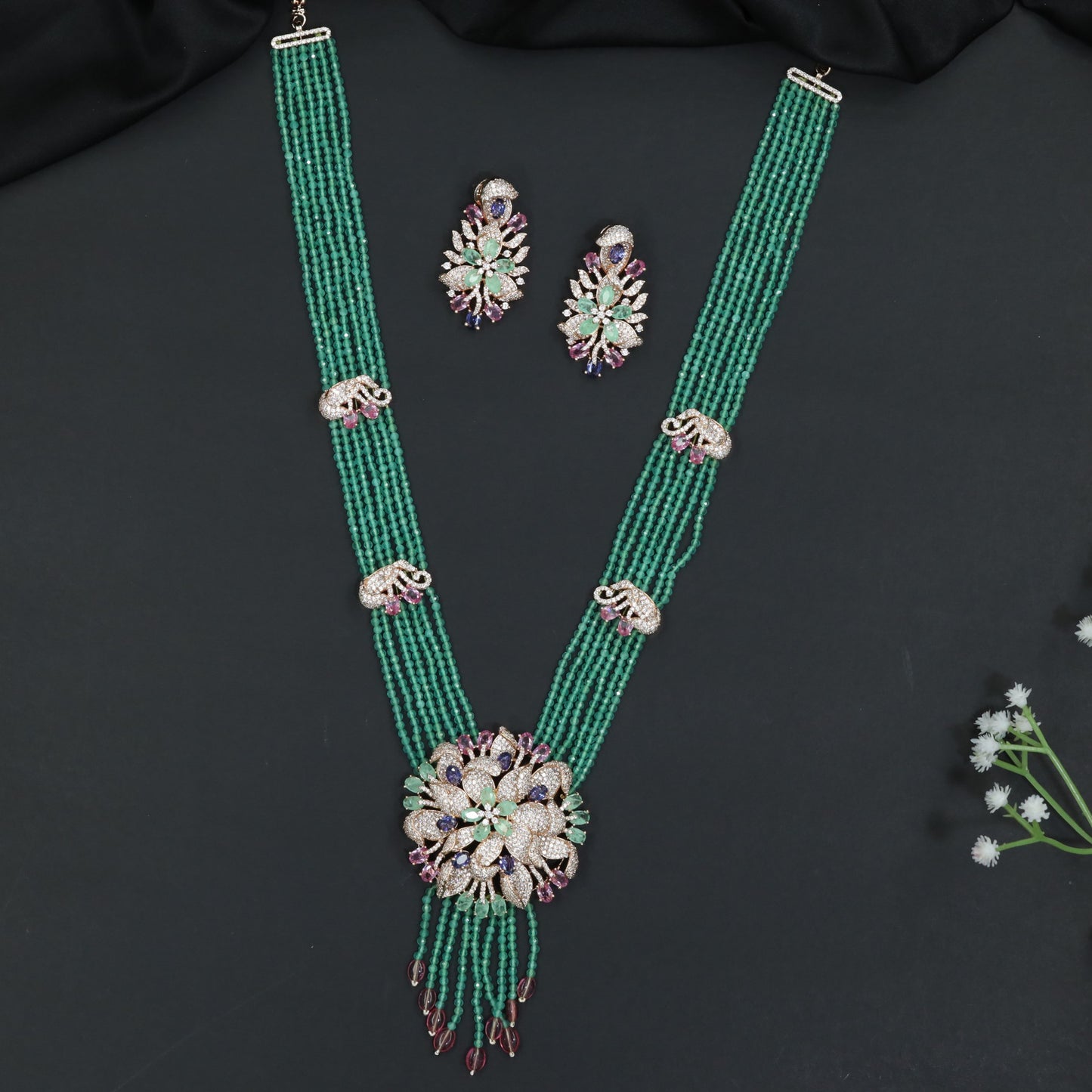 Floral Cluster Medallion Beads Necklace with Matching Earrings