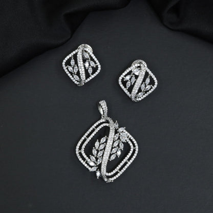 Geometric Pendant Set with Floral Vine Detailing