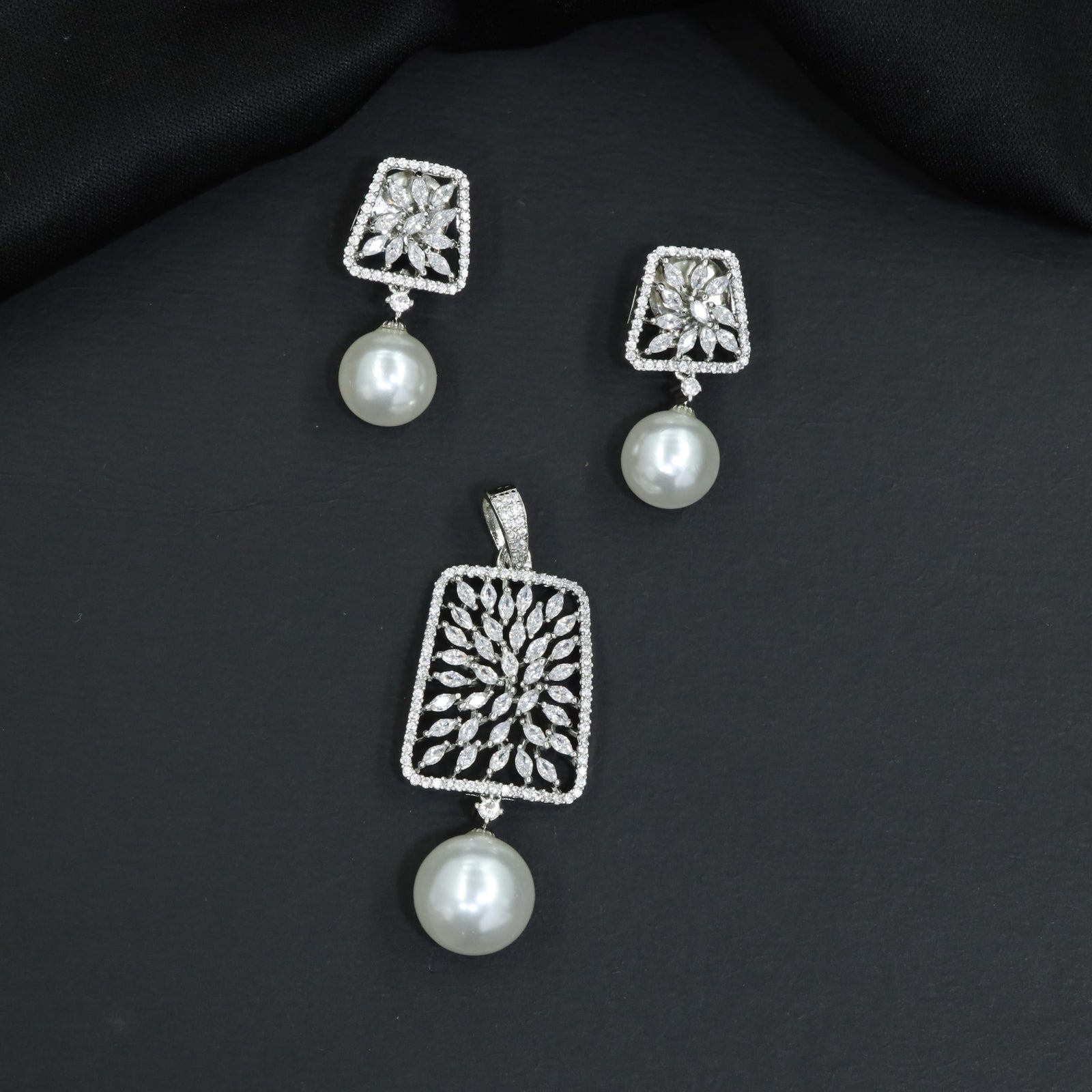 Designer Pendant Set with Openwork Craftsmanship and Matching Earrings