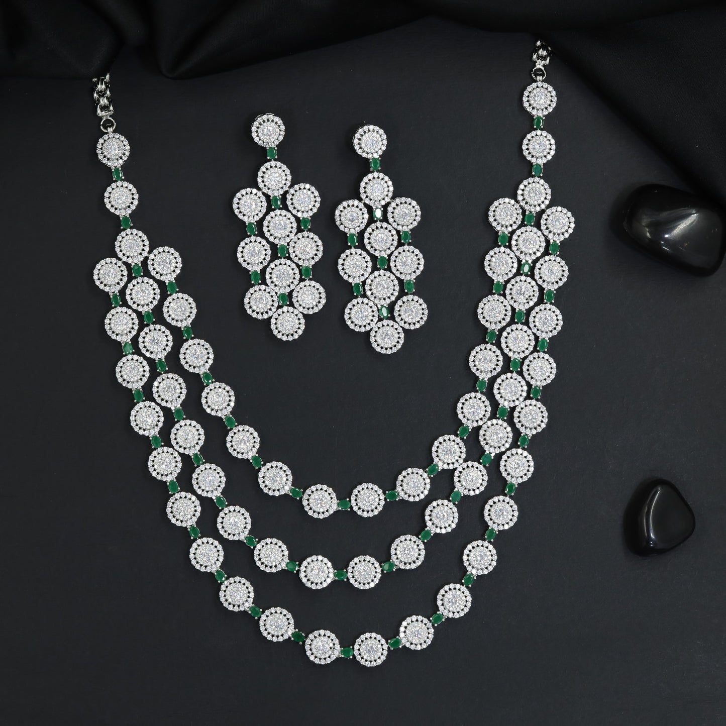 Timeless rhodium necklace featuring ornamental artistry
