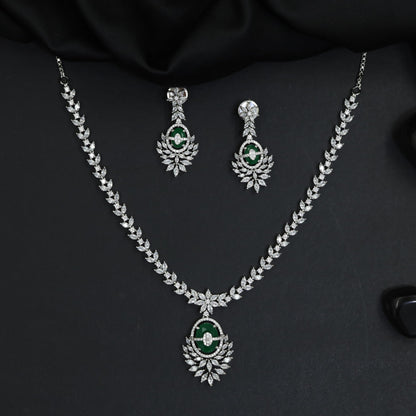 Royal rhodium necklace with sculpted gemstone sequence