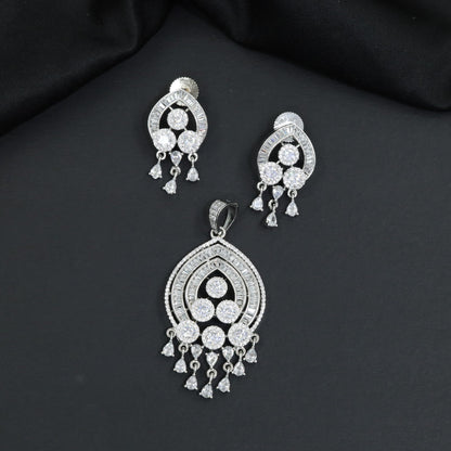 Designer Pendant Set with Teardrop Silhouette and Cluster Styling