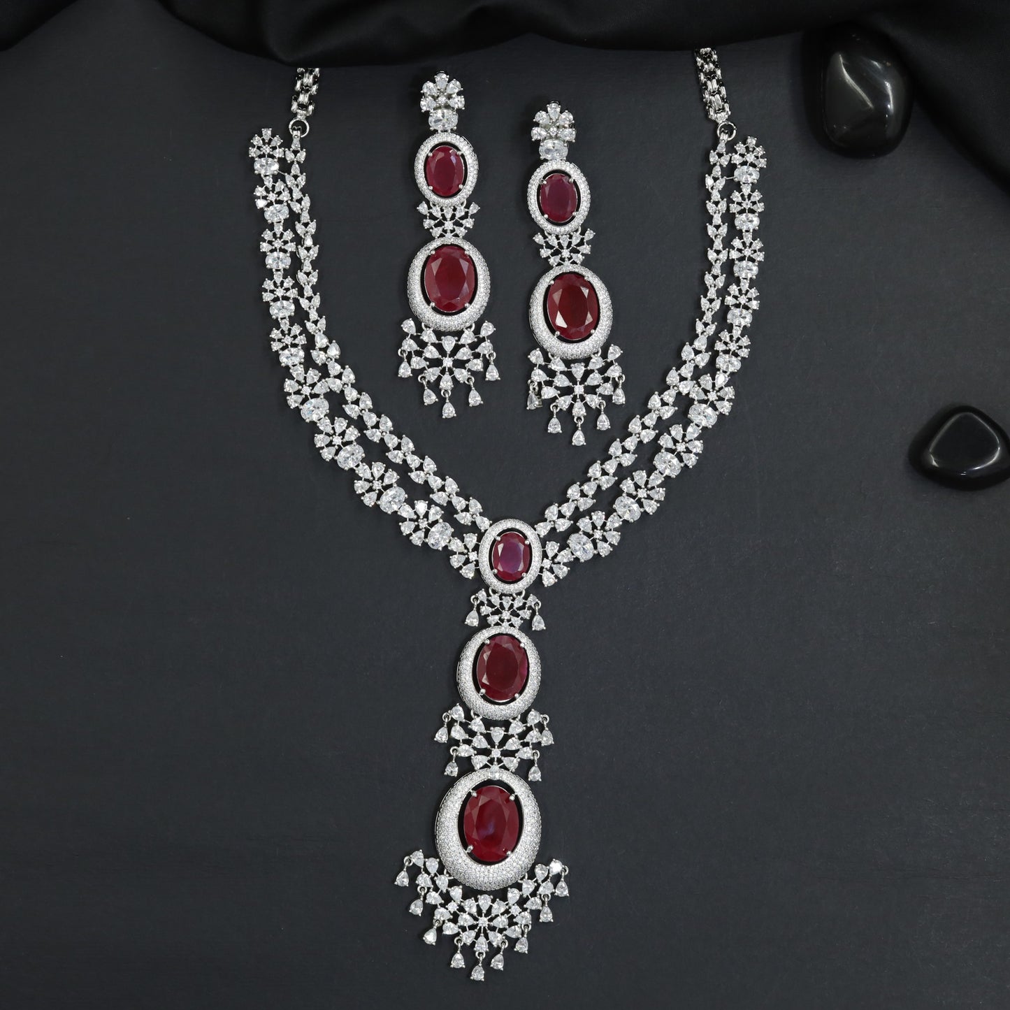 Heirloom Layered Cascade Rhodium Necklace Set with Medallion Pendant Centrepiece