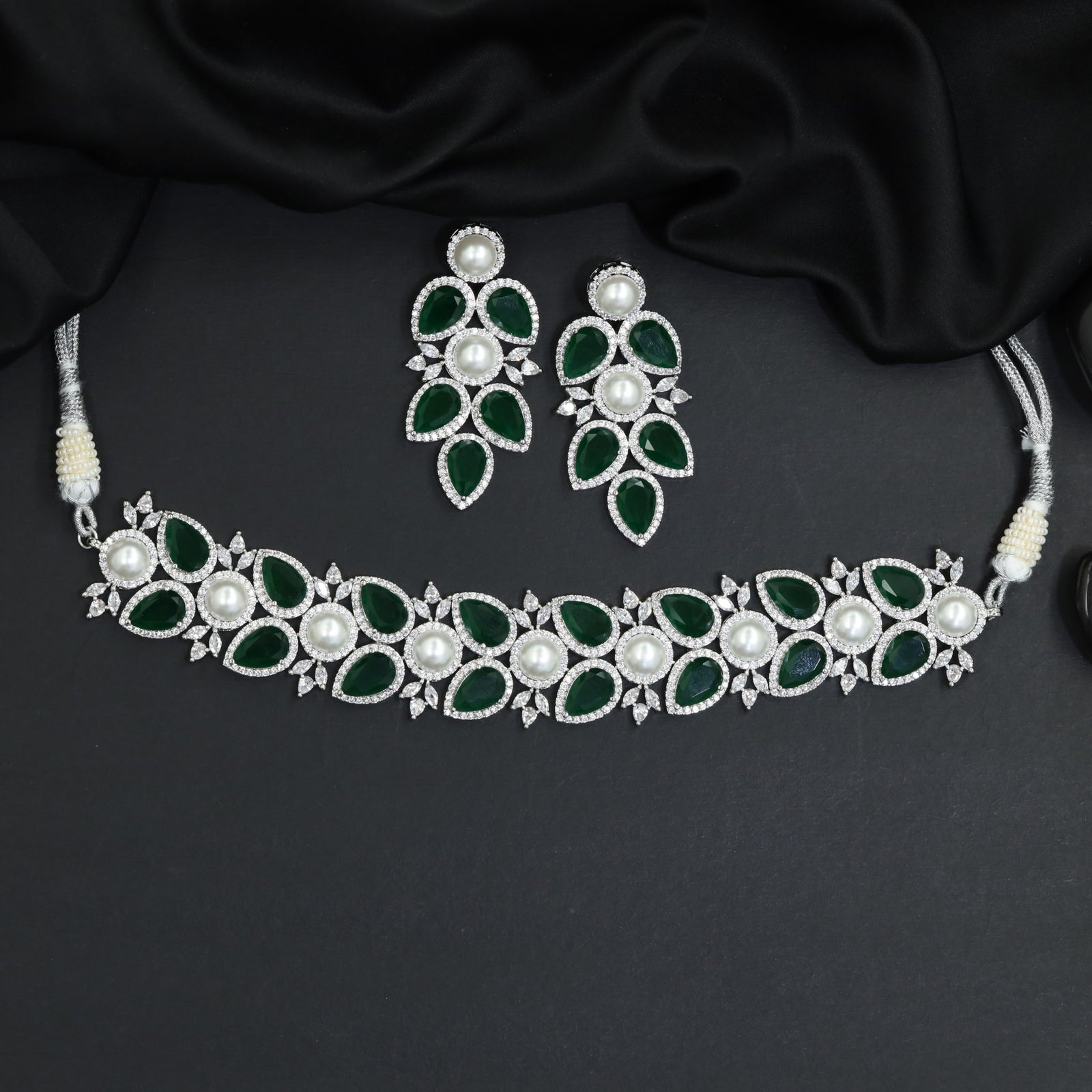 Festoon Floral Rhodium Choker Set with Linked Rosette Design