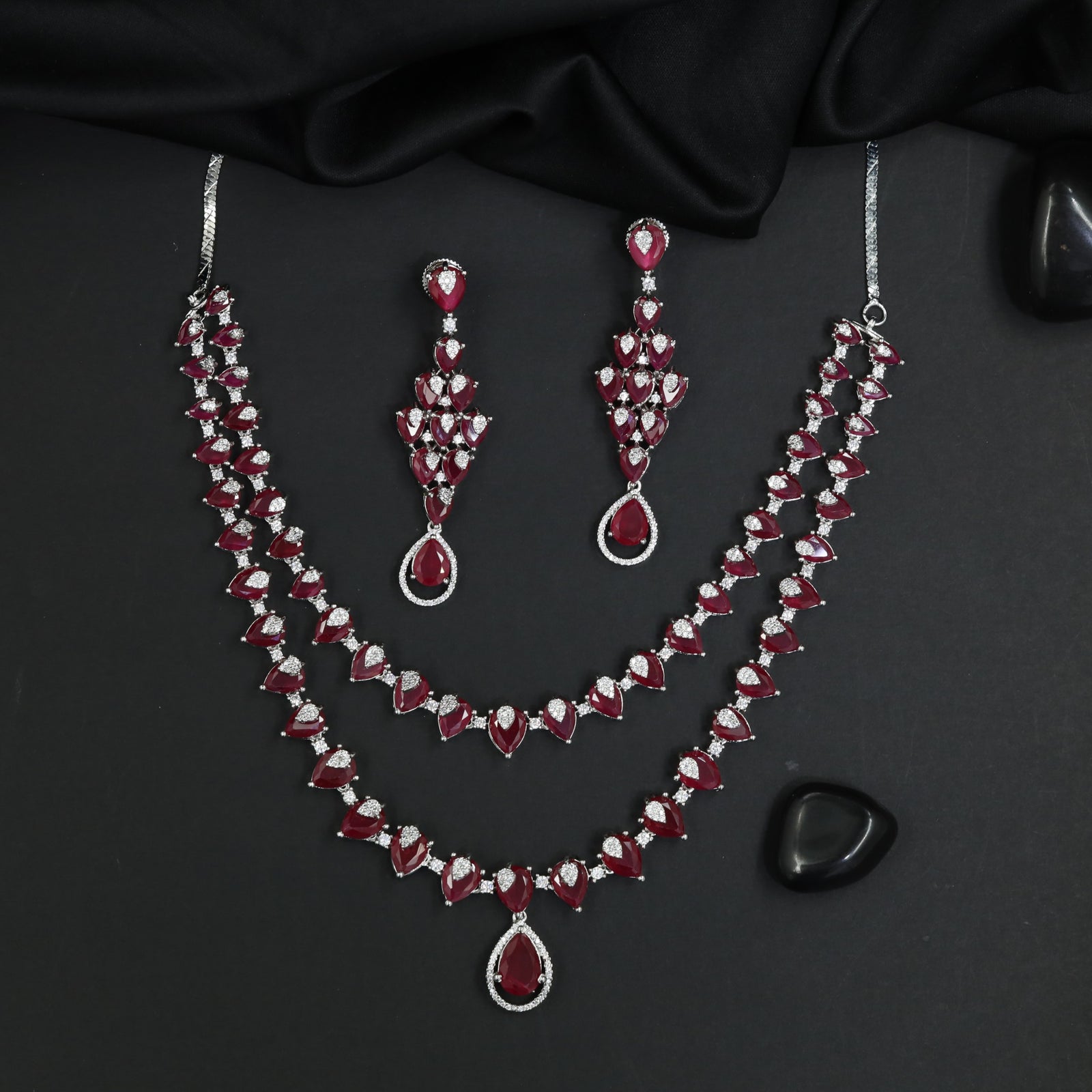 Majestic Gj necklace with cascading gemstone brilliance