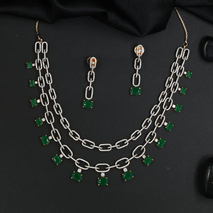 Iconic Gj necklace with cascading brilliance design