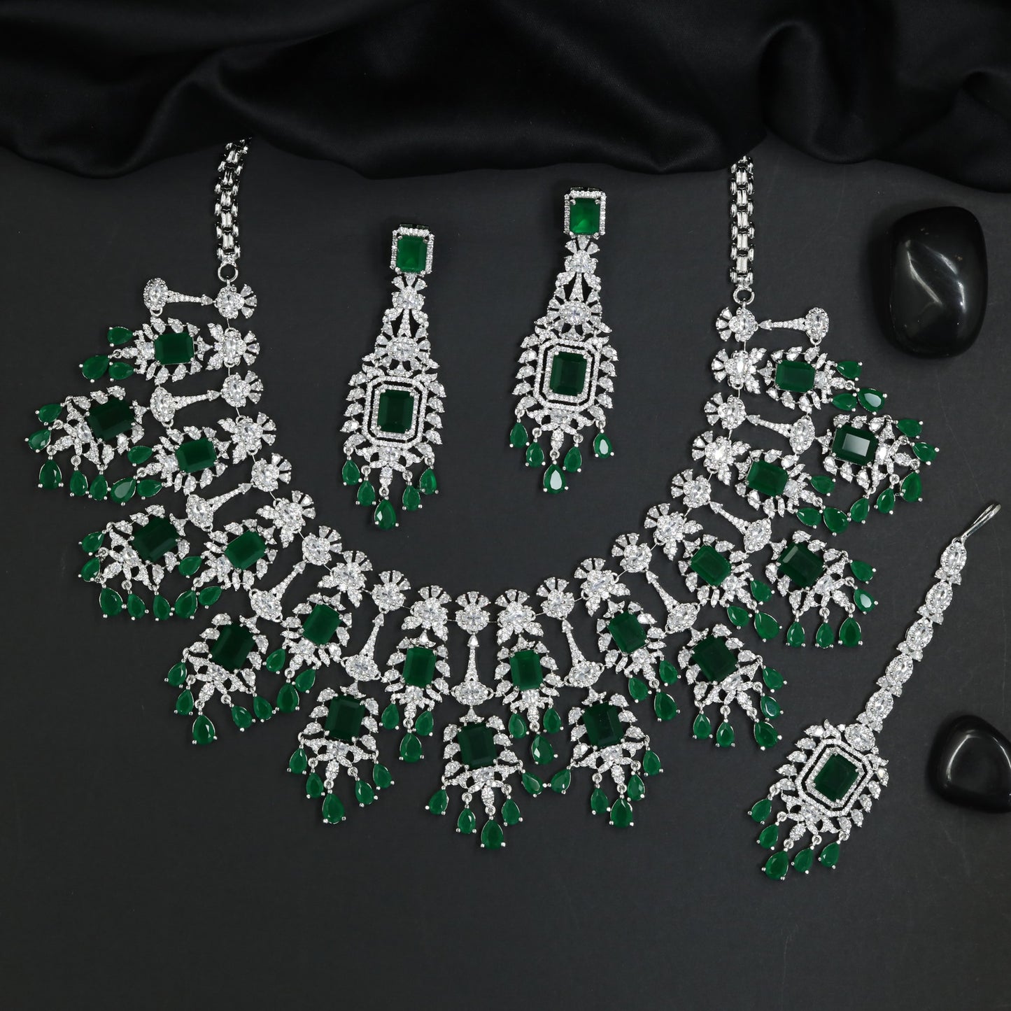 Bold rhodium necklace featuring statement gemstone arrangement