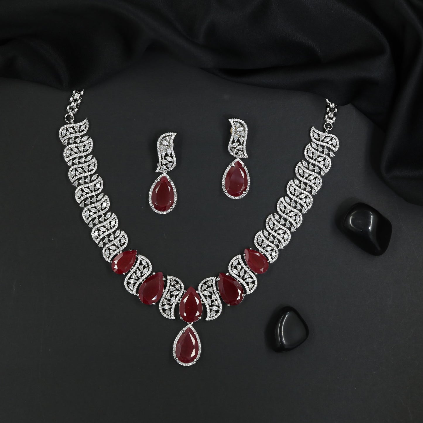 Classic Rhodium Necklace Set with Scalloped Halo Arrangement