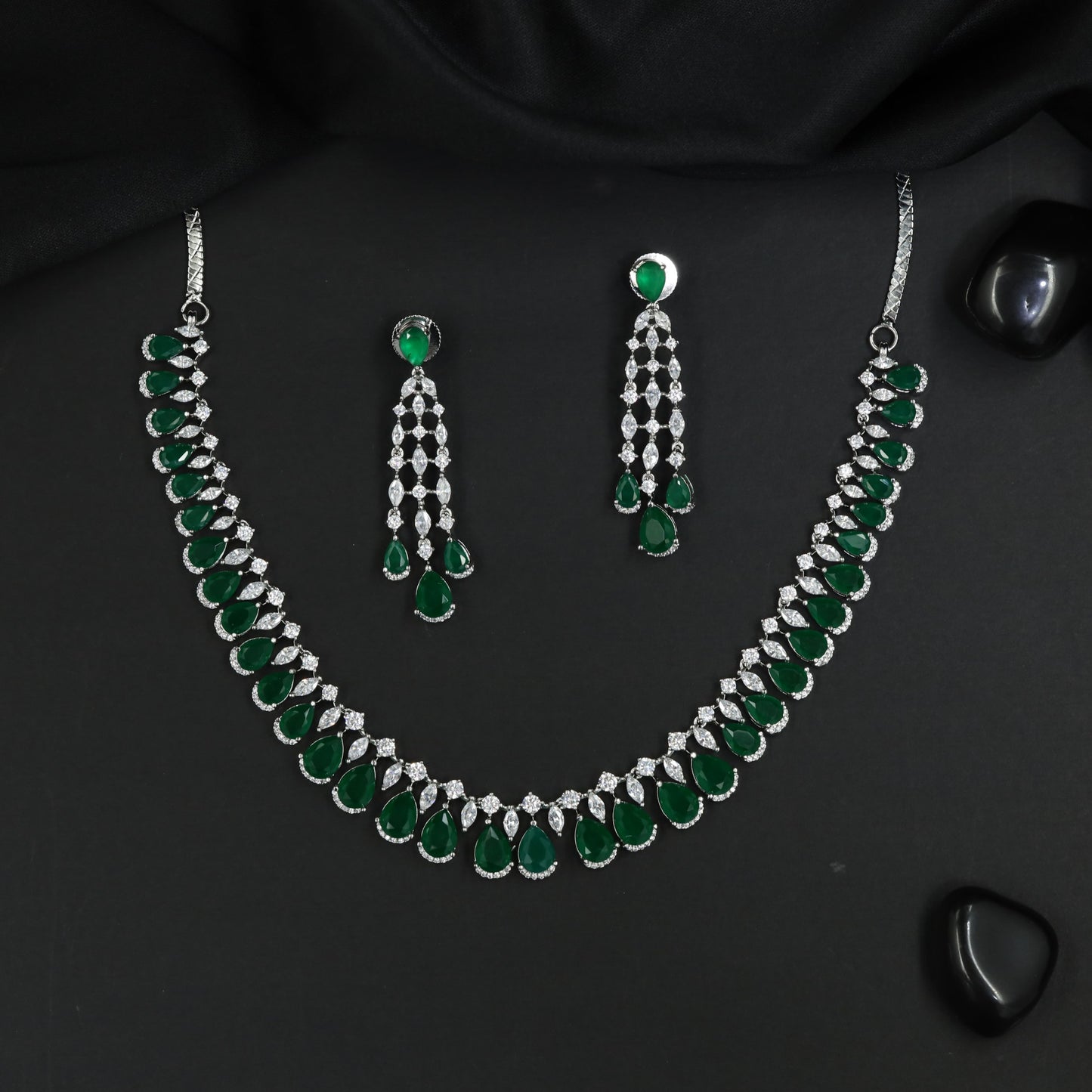 Teardrop Frame Rhodium Necklace Set with Scalloped Arrangement